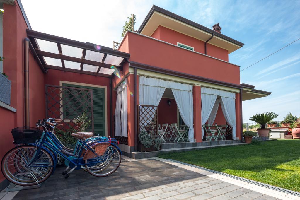 I Frutteti "Affitta Camere" Camaiore Exterior foto